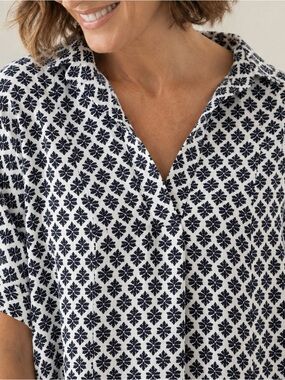 J Jill Wearever Collection XL Black White Geometric Travel Top